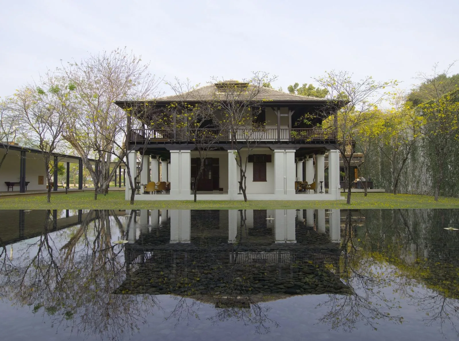 Anantara Chiang Mai Resort &mdash; the restored 1921 British Consulate mirrored in the courtyard water