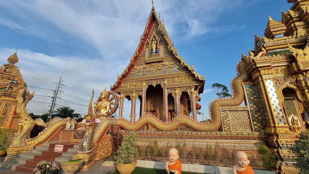 Wat Huai Yai - (วัดห้วยใหญ่) - Buddhist temple near Pattaya