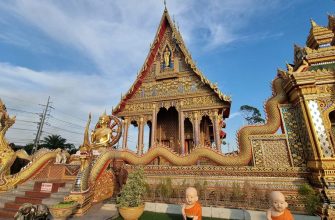 Wat Huai Yai - (วัดห้วยใหญ่) - Buddhist temple near Pattaya